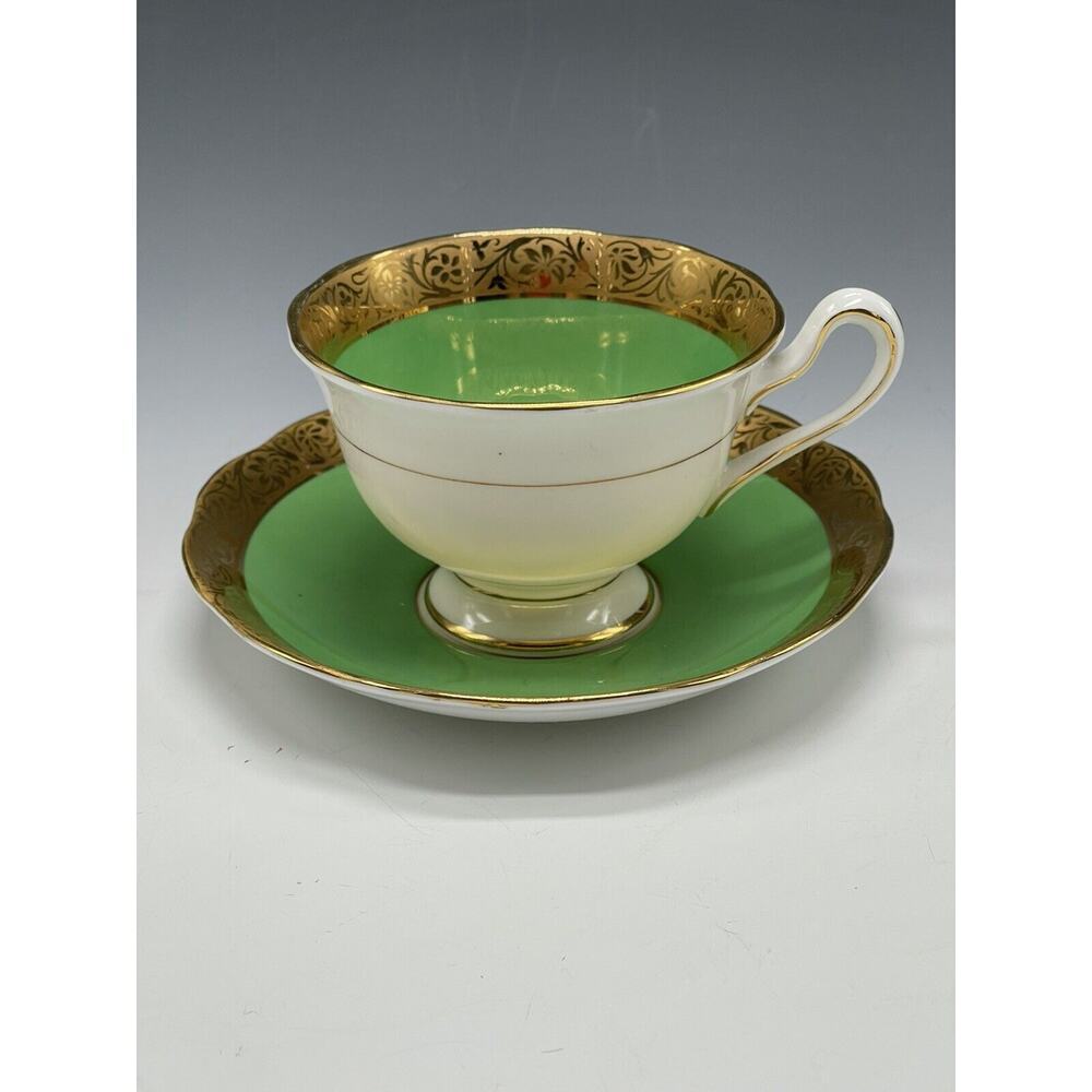 Royal Albert Regency Teacup & Saucer Green Gold Vintage England